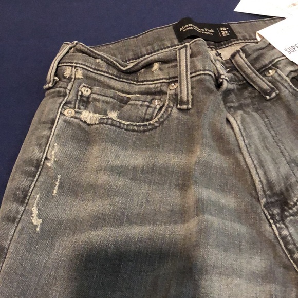 Abercrombie & Fitch super skinny stretch NWT size 28X32 - Picture 4 of 7